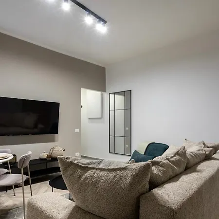 Cismigui Park Apartmán *